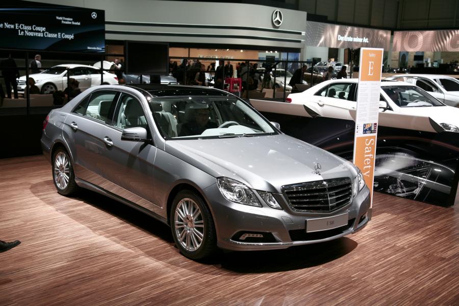  Mercedes-Benz E-Class 2010 года  (фото 54 из 128)